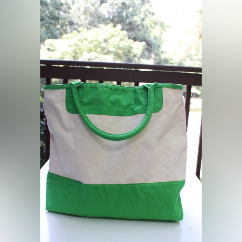 NWOT Buckhead Betties tote bag